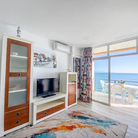 아파트 Vista Al Mar, Wifi, Terraza Y Piscina.