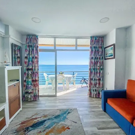 Vista Al Mar, Wifi, Terraza Y Piscina. Apartment Torremolinos