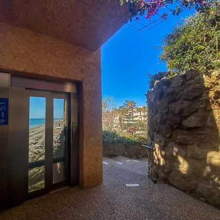 아파트 Vista Al Mar, Wifi, Terraza Y Piscina. 토레몰리노스
